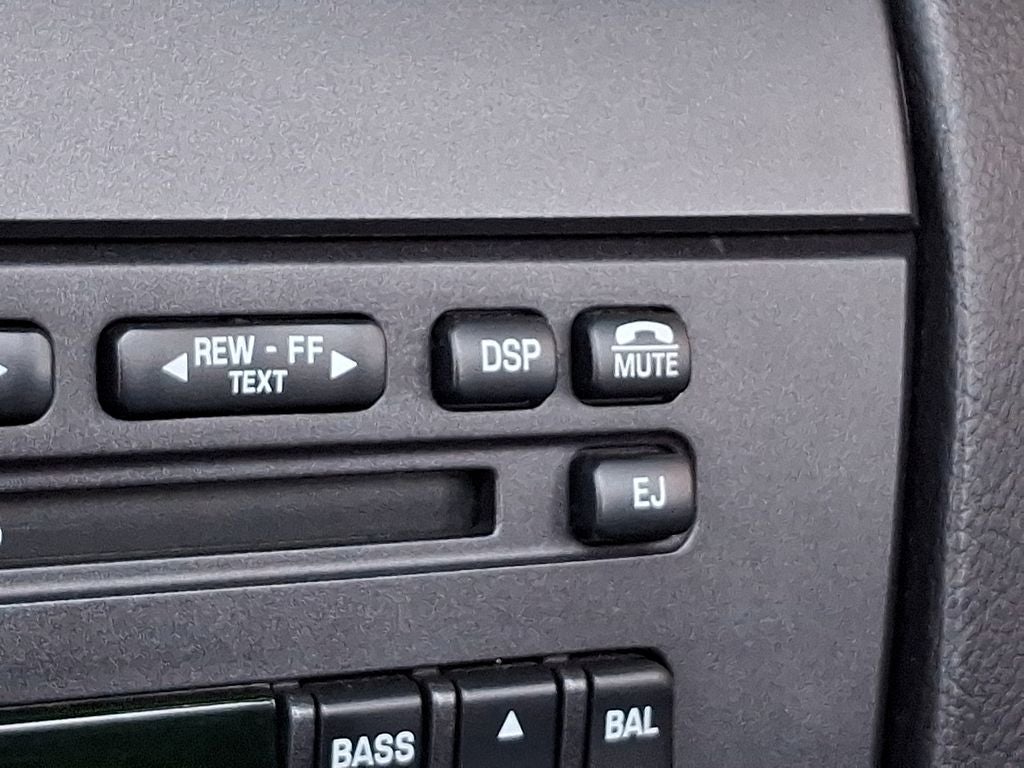 2004 Ford Thunderbird Base