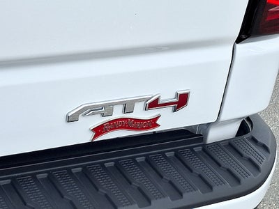 2025 GMC Sierra 1500 AT4