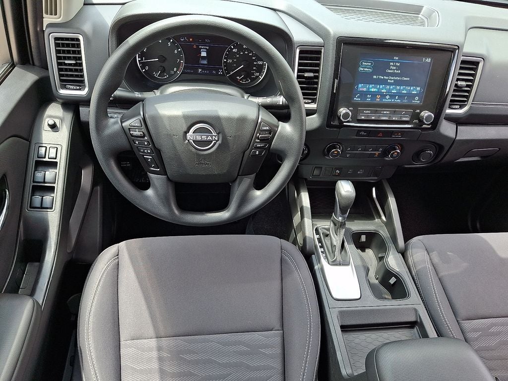 2024 Nissan Frontier SV