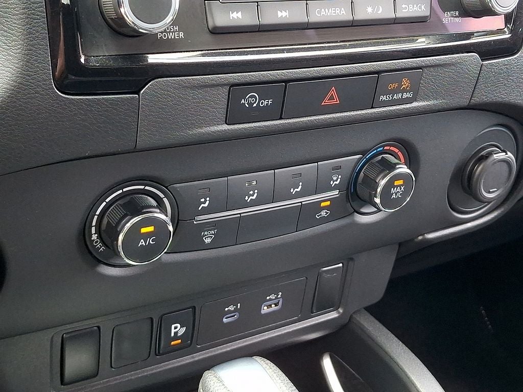 2024 Nissan Frontier SV