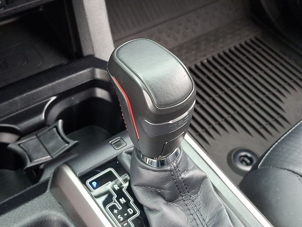 2022 Toyota Tacoma Limited V6