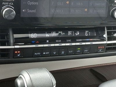 2023 Toyota Sienna XLE 7 Passenger