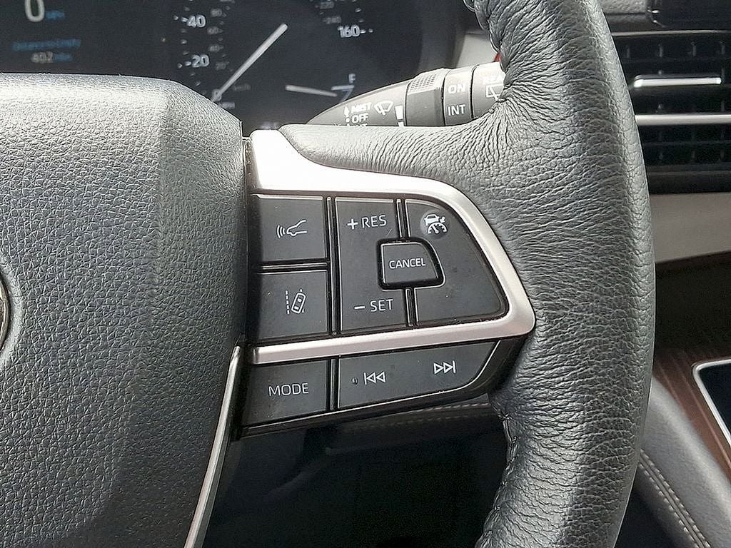 2023 Toyota Sienna XLE 7 Passenger