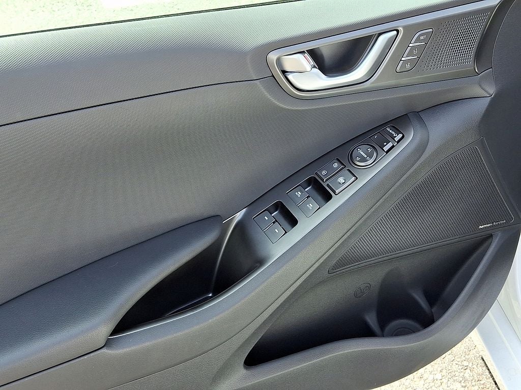 2021 Hyundai Ioniq Electric Limited