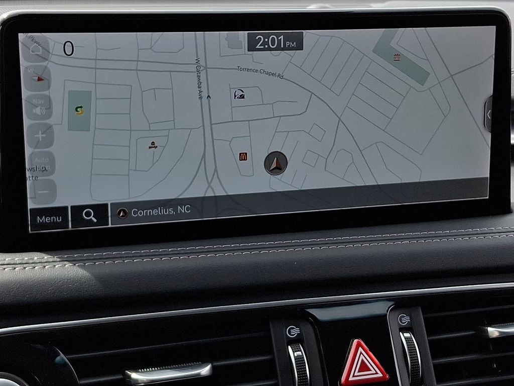 2022 Genesis G70 2.0T