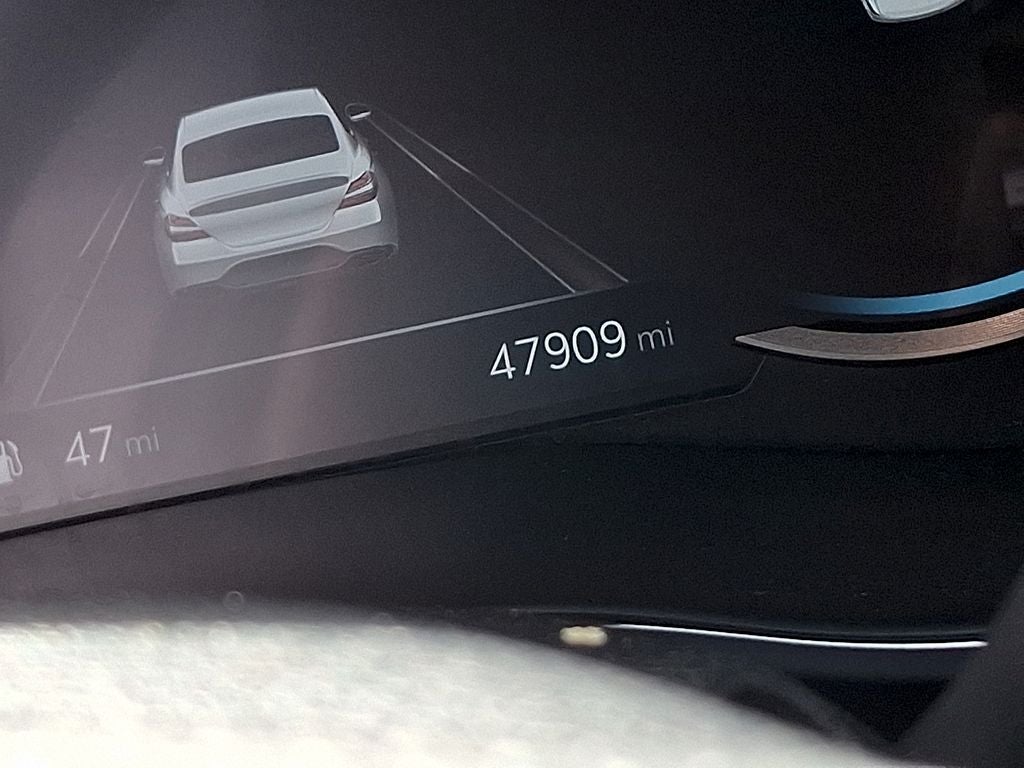 2022 Genesis G70 2.0T