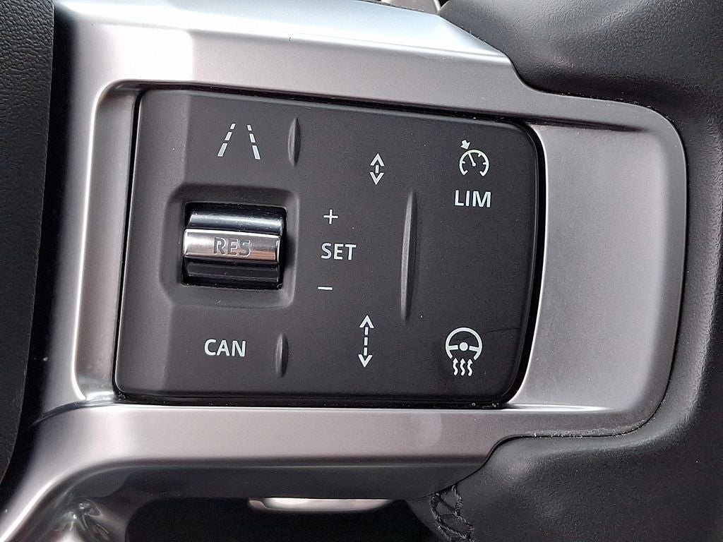 2024 Land Rover Discovery S