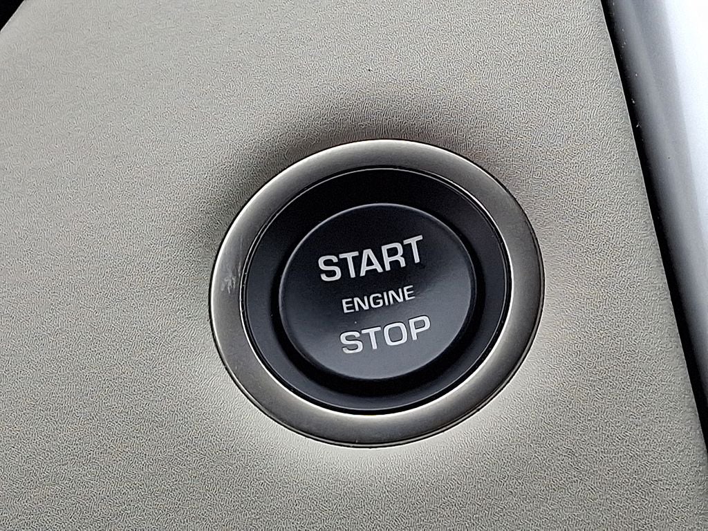 2024 Land Rover Discovery S