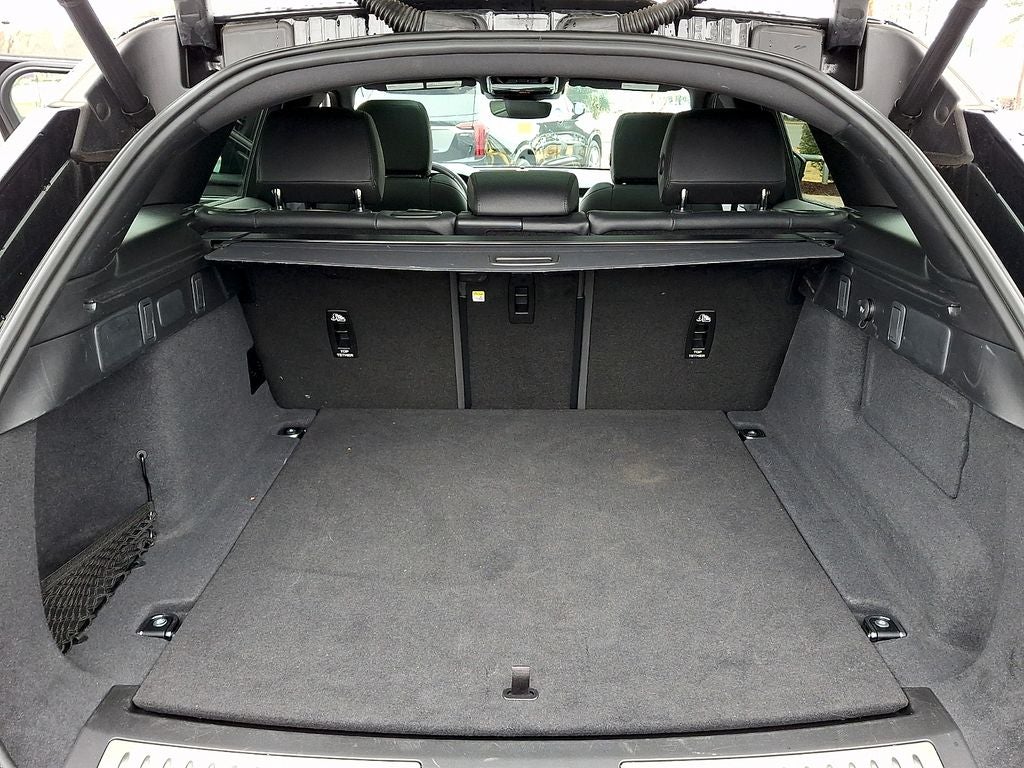 2025 Land Rover Range Rover Velar Dynamic SE