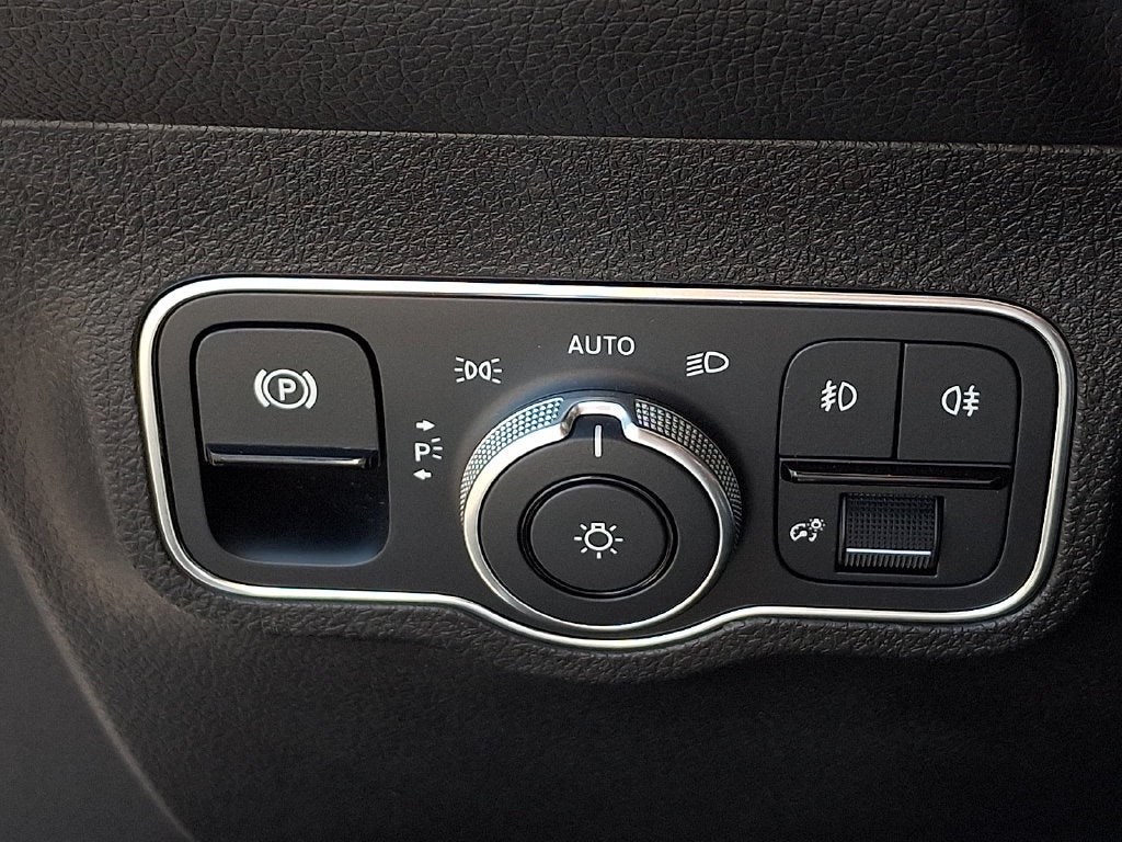 2023 Mercedes-Benz GLB GLB 250 4MATIC®