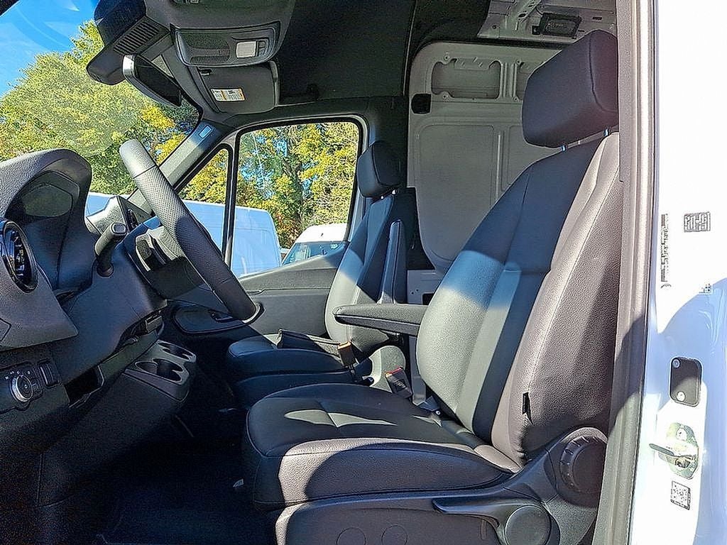 2025 Mercedes-Benz Sprinter 2500 High Roof