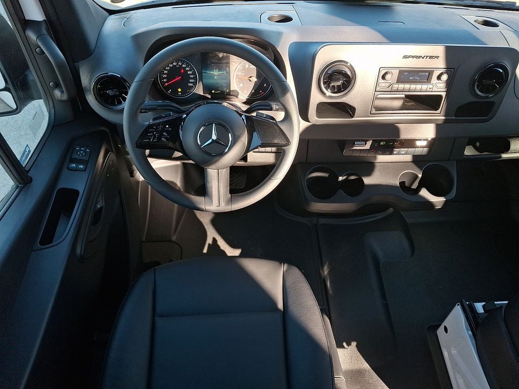 2025 Mercedes-Benz Sprinter 2500 Cargo 170 WB High Roof