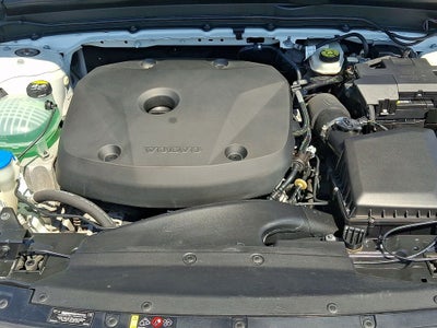 2021 Volvo XC40 R-Design