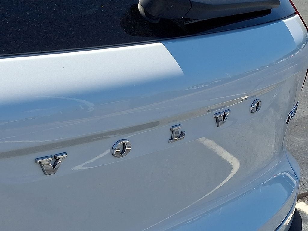 2021 Volvo XC40 R-Design