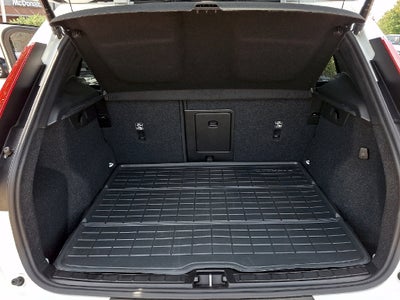 2024 Volvo XC40 B5 Plus Dark Theme