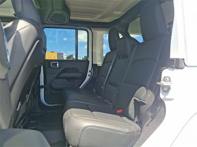 2025 Jeep Wrangler WRANGLER 4-DOOR SAHARA