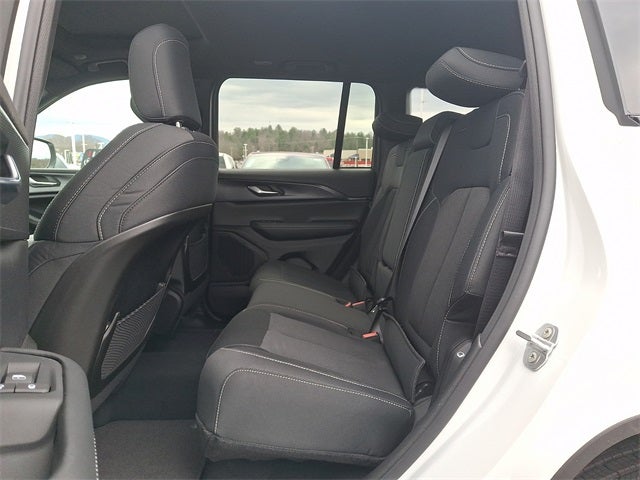 2026 Jeep Grand Cherokee GRAND CHEROKEE ALTITUDE 4X4