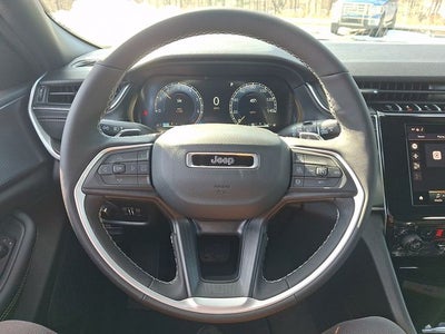 2026 Jeep Grand Cherokee GRAND CHEROKEE LAREDO X 4X4