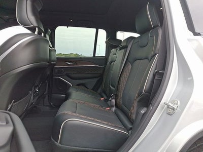 2025 Jeep Grand Cherokee GRAND CHEROKEE SUMMIT 4X4