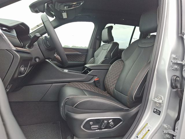 2025 Jeep Grand Cherokee GRAND CHEROKEE SUMMIT 4X4