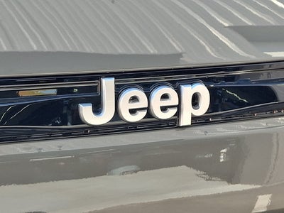 2027 Jeep Grand Cherokee GRAND CHEROKEE SUMMIT 4X4