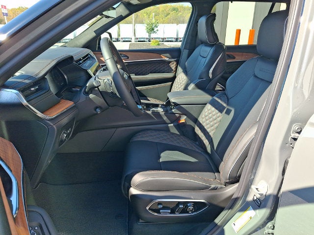2027 Jeep Grand Cherokee GRAND CHEROKEE SUMMIT 4X4