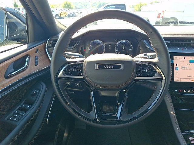 2027 Jeep Grand Cherokee GRAND CHEROKEE SUMMIT 4X4