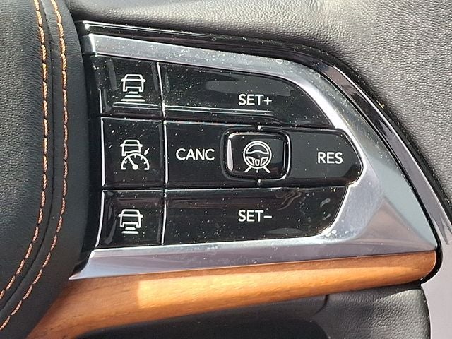 2023 Jeep Grand Cherokee L Summit Reserve 4x4