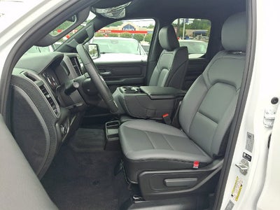 2026 RAM 1500 RAM 1500 TRADESMAN QUAD CAB 4X4 6'4' BOX