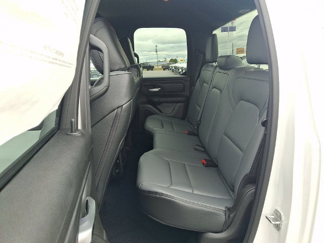 2026 RAM 1500 RAM 1500 TRADESMAN QUAD CAB 4X4 6'4' BOX