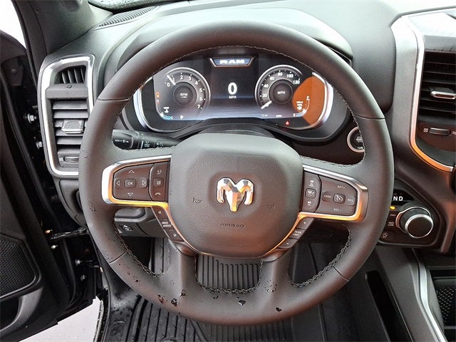 2025 RAM 1500 RAM 1500 BIG HORN CREW CAB 4X4 5'7' BOX