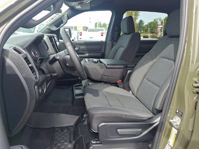 2027 RAM 1500 RAM 1500 WARLOCK CREW CAB 4X4 5'7' BOX