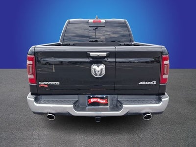 2020 RAM 1500 Laramie Crew Cab 4x4 5'7' Box
