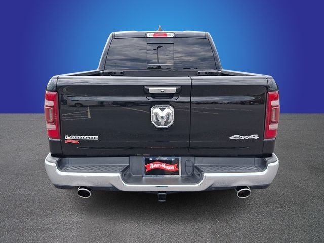 2020 RAM 1500 Laramie Crew Cab 4x4 5'7' Box