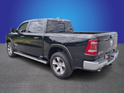 2020 RAM 1500 Laramie Crew Cab 4x4 5'7' Box