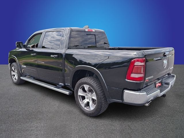 2020 RAM 1500 Laramie Crew Cab 4x4 5'7' Box