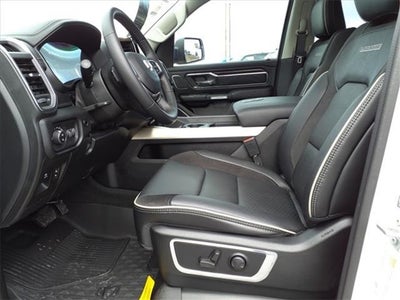 2022 RAM 1500 RAM 1500 LARAMIE CREW CAB 4X4 5'7' BOX