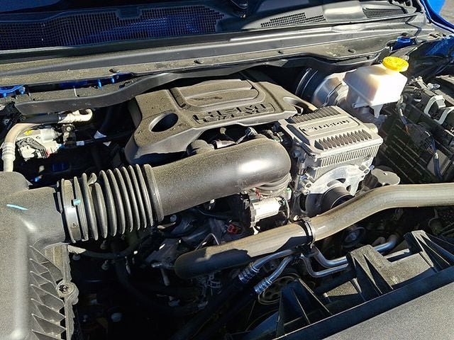 2024 RAM 1500 Laramie Crew Cab 4x4 5'7' Box