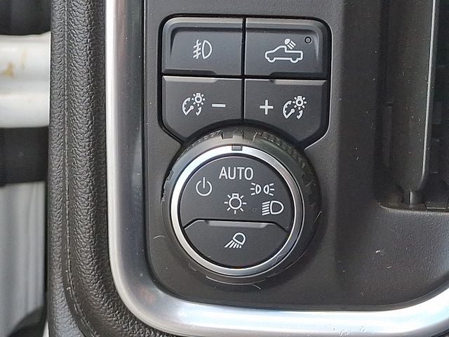 2022 Chevrolet Silverado 1500 LTD 4WD Crew Cab Short Bed LTZ