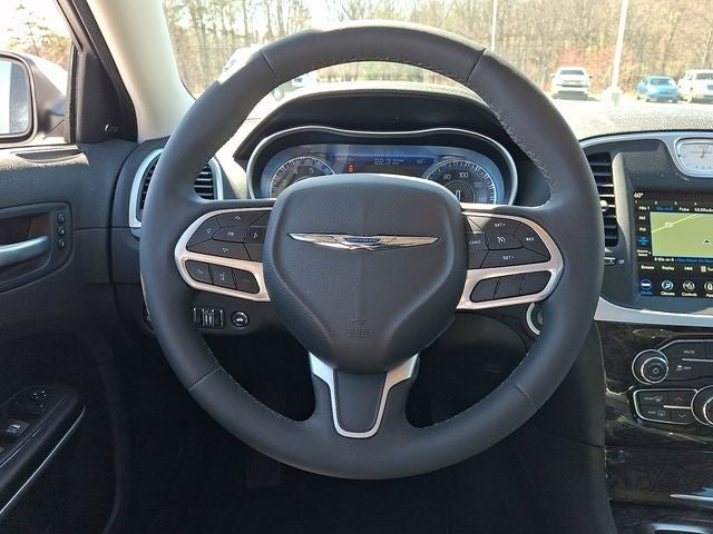 2023 Chrysler 300 Touring L AWD