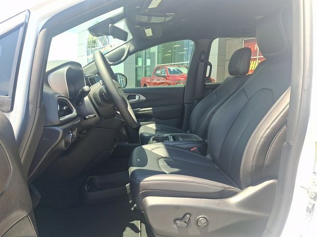 2027 Chrysler Pacifica PACIFICA LX
