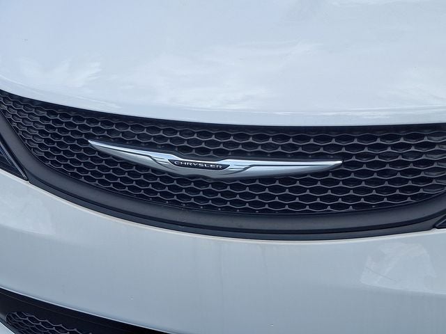 2026 Chrysler Voyager VOYAGER LX