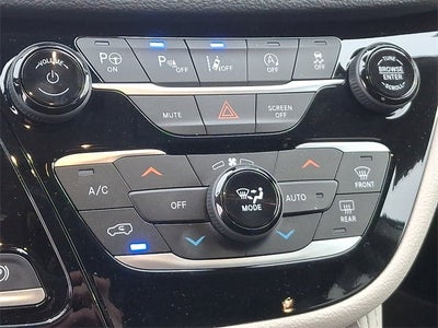 2023 Chrysler Pacifica Limited AWD