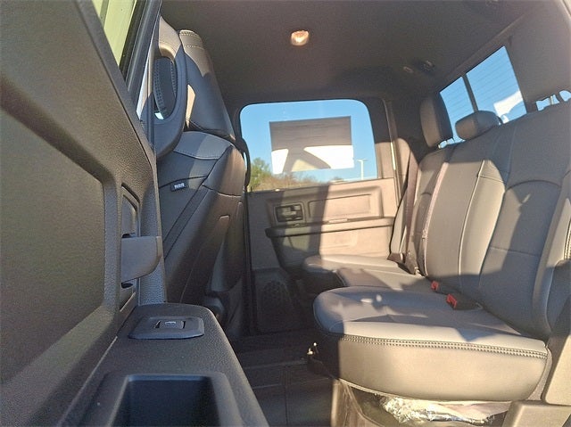 2026 RAM 2500 RAM 2500 TRADESMAN CREW CAB 4X2 6'4' BOX