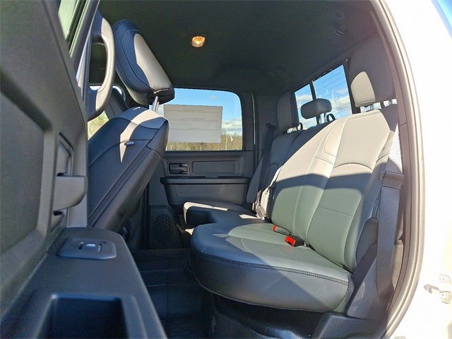 2026 RAM 2500 RAM 2500 TRADESMAN CREW CAB 4X2 6'4' BOX