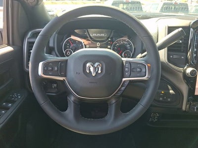 2026 RAM 2500 RAM 2500 BLACK EXPRESS CREW CAB 4X4 6'4' BOX