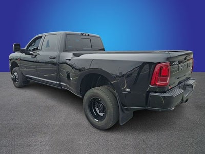 2025 RAM 3500 Big Horn Crew Cab 4x4 8' Box