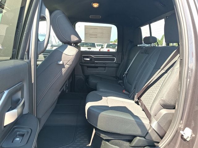 2027 RAM 3500 RAM 3500 BIG HORN CREW CAB 4X4 8' BOX