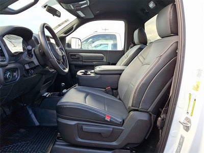 2022 RAM 2500 RAM 2500 TRADESMAN REGULAR CAB 4X4 8' BOX