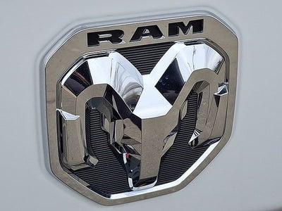 2024 RAM 2500 Tradesman Regular Cab 4x4 8' Box